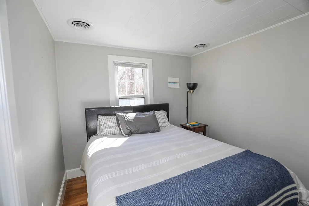 1474 Islington Street Portsmouth NH 03801