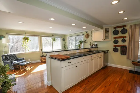 1474 Islington Street Portsmouth NH 03801