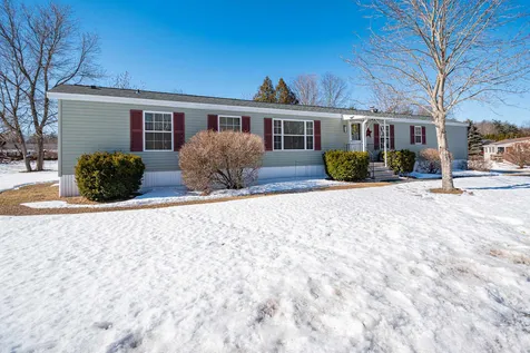 10 Dockside Lane Rochester NH 03867