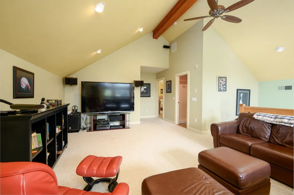 59 Deerfield Turn Road Laconia NH 03246
