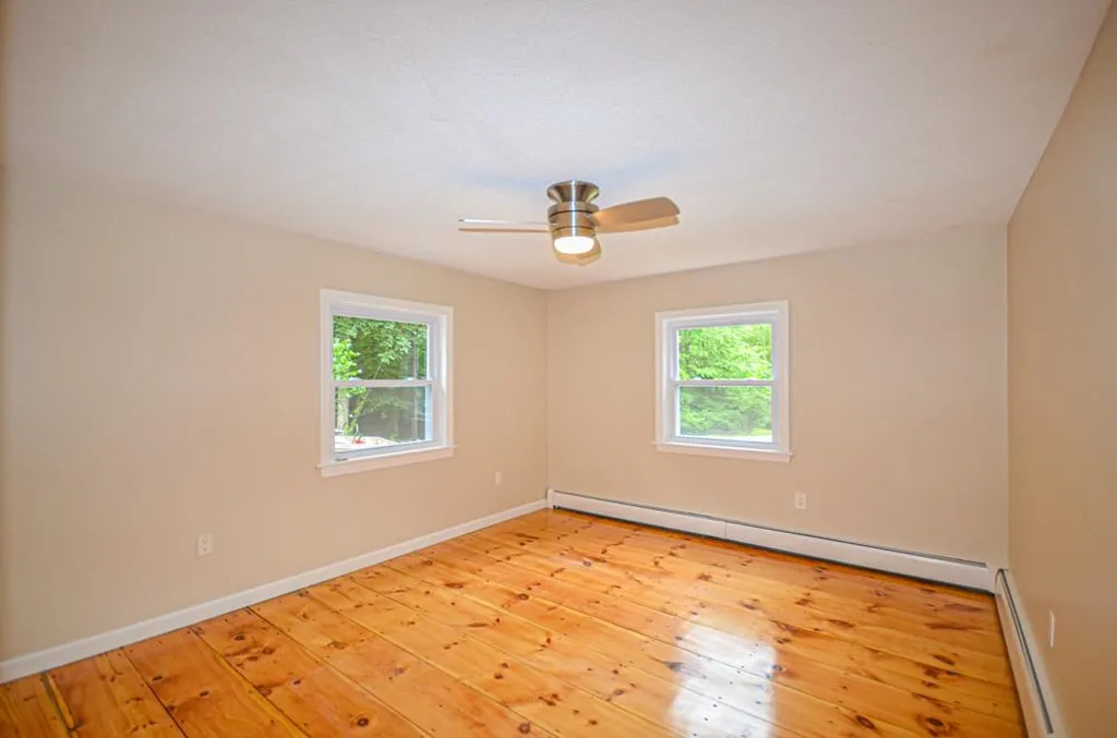 143 Fremont Road Chester NH 03036
