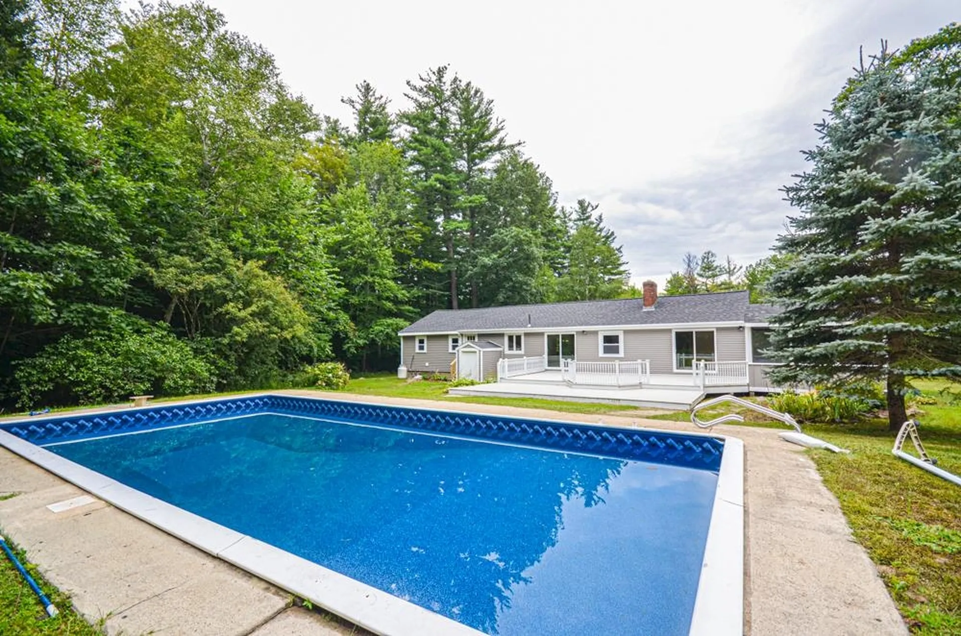 143 Fremont Road Chester NH 03036