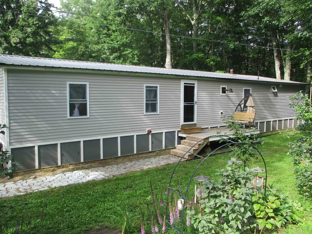 81 Pine Ridge Road Loudon NH 03307