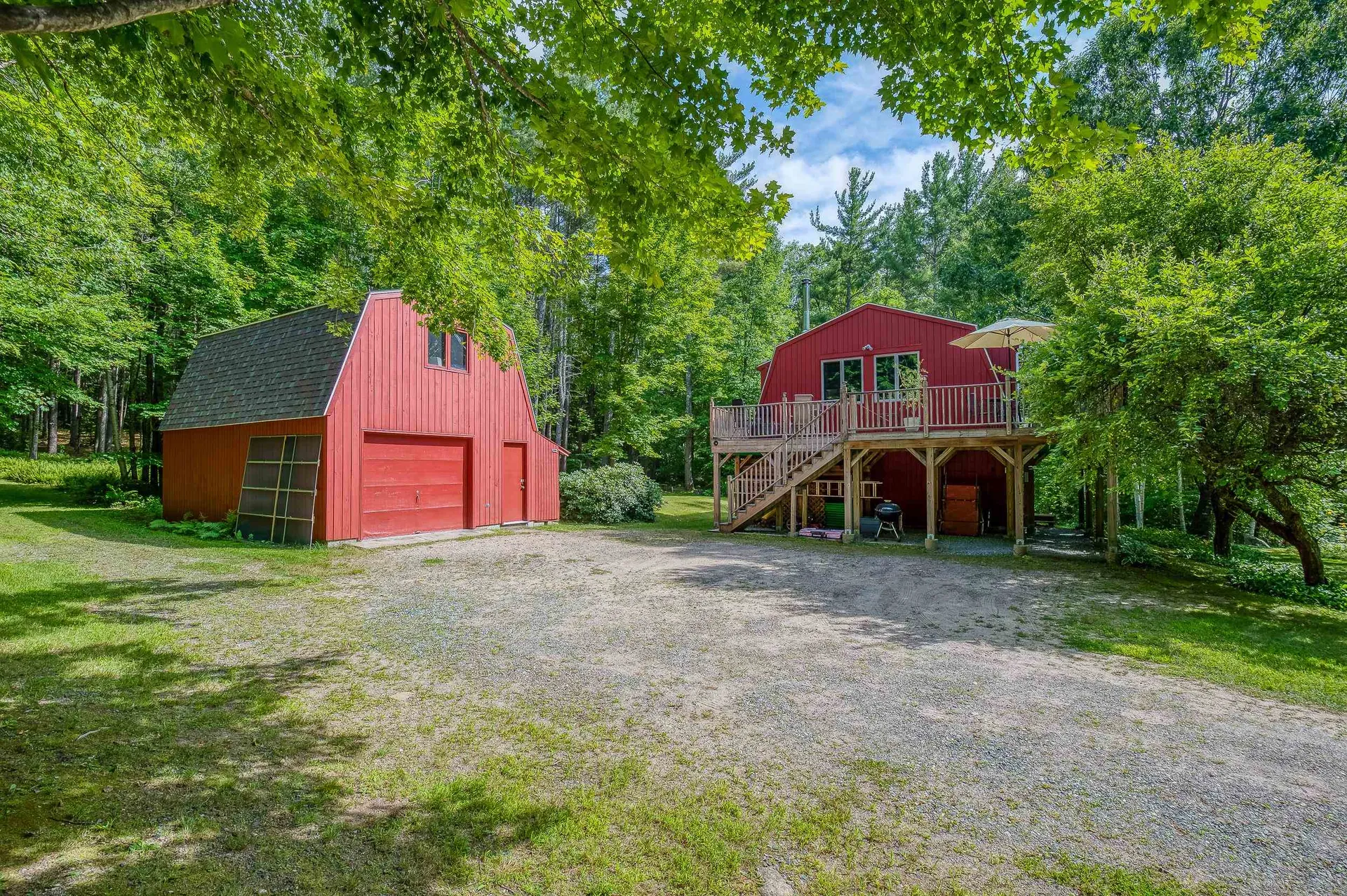 860 Perch Pond Road Holderness NH 03245