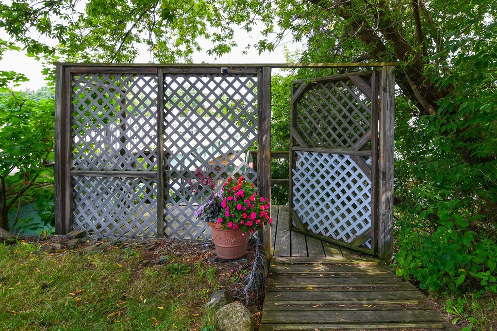 3 Island Avenue Kittery ME 03904