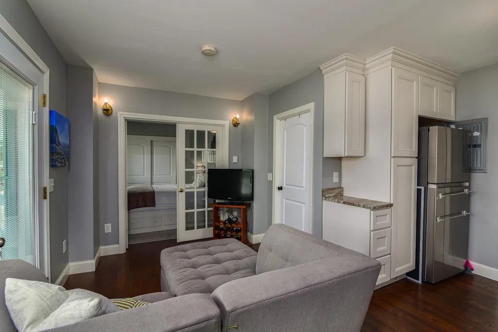 3 Island Avenue Kittery ME 03904