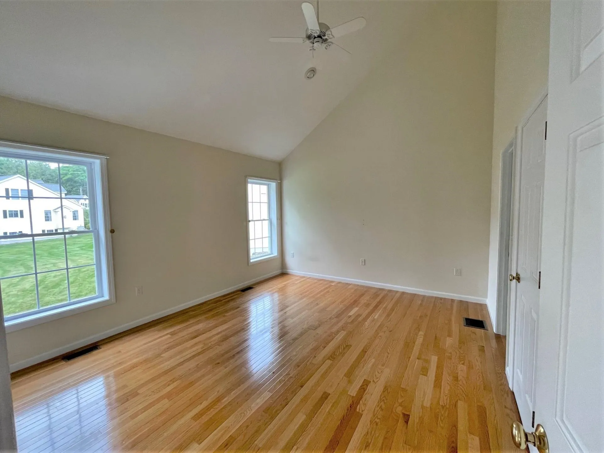 18 Meadowood Drive Exeter NH 03833