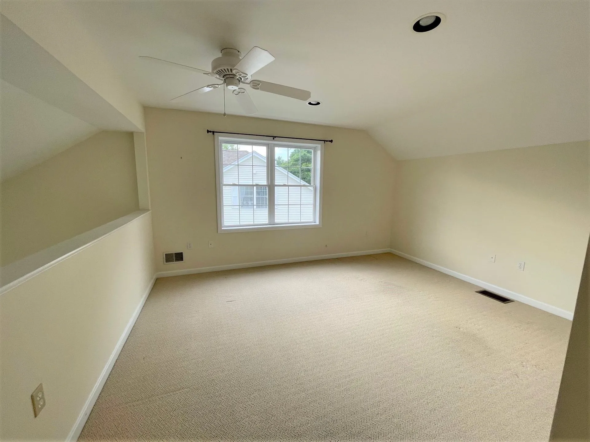 18 Meadowood Drive Exeter NH 03833