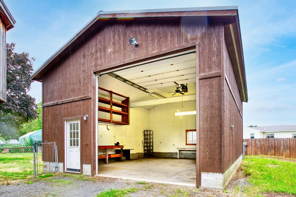 98 Meadow Road Milton VT 05468