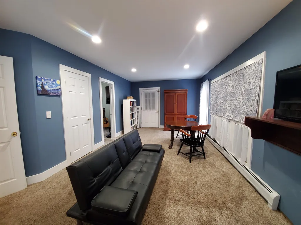 372 Hardy Hill Road Grafton NH 03240