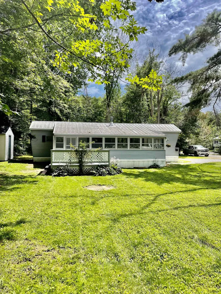 83 Plummer Hill Road Belmont NH 03220