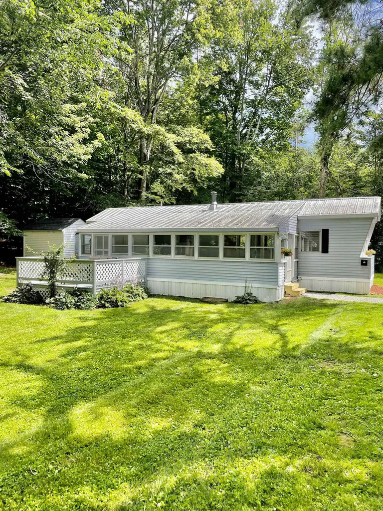 83 Plummer Hill Road Belmont NH 03220