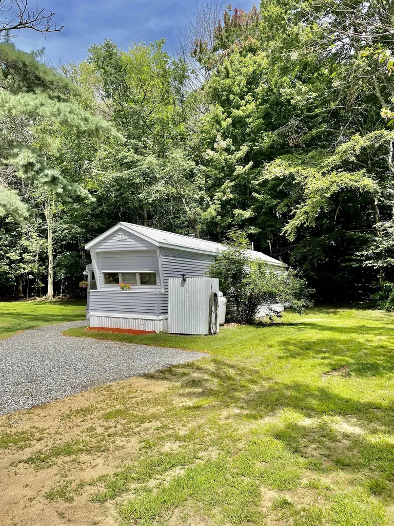83 Plummer Hill Road Belmont NH 03220