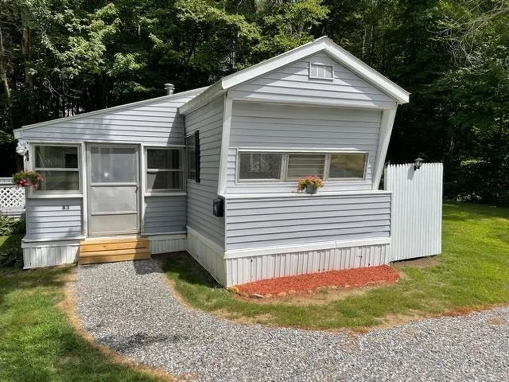 83 Plummer Hill Road Belmont NH 03220