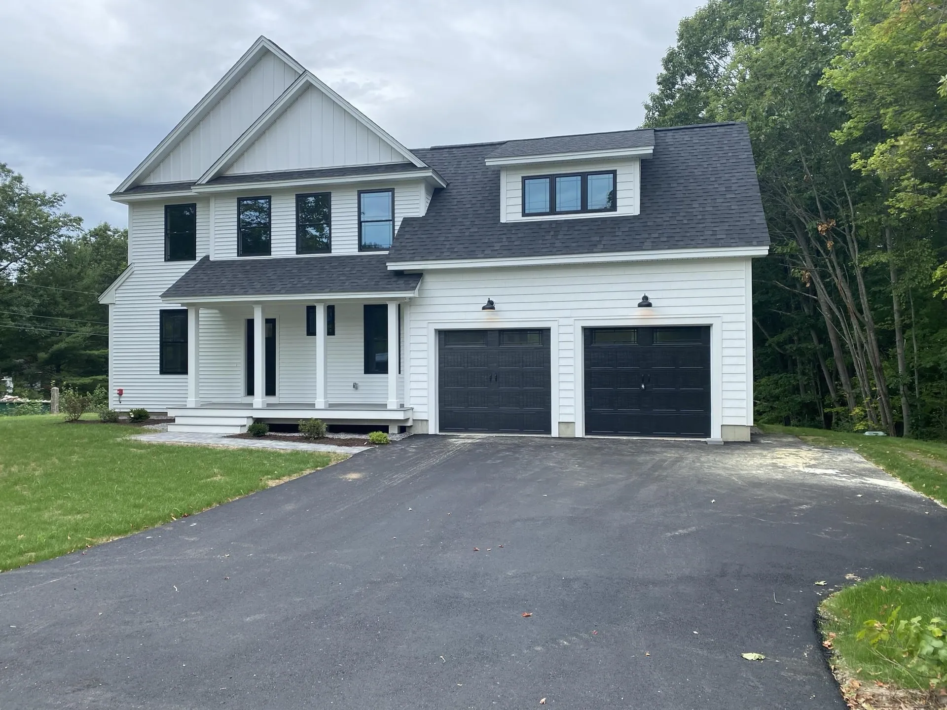 22 Lesnyk Road Goffstown NH 03045