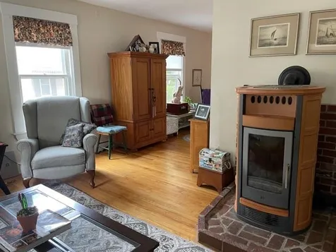 73-75 Pollard Street Conway NH 03818