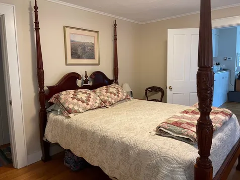 73-75 Pollard Street Conway NH 03818