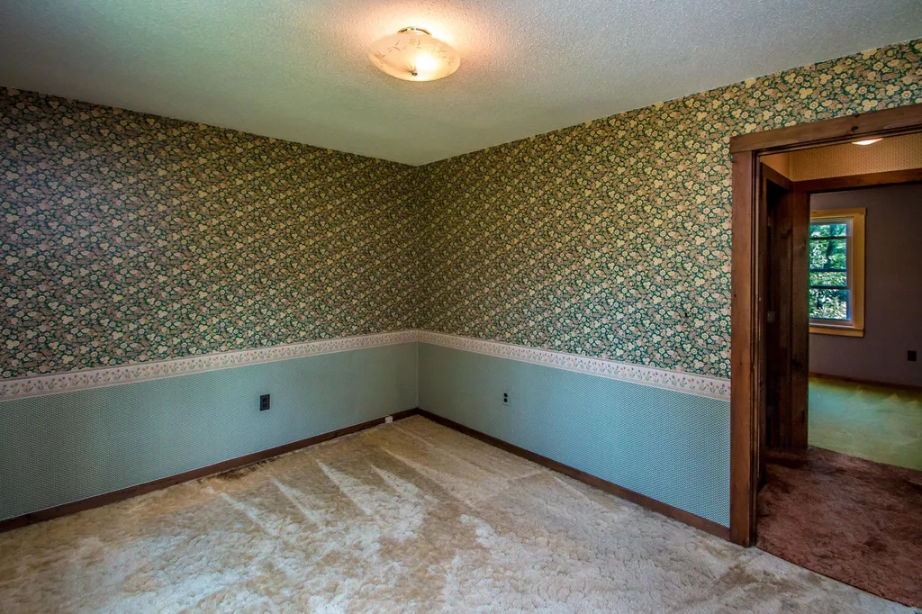 1542 Stark Highway Stark NH 03582