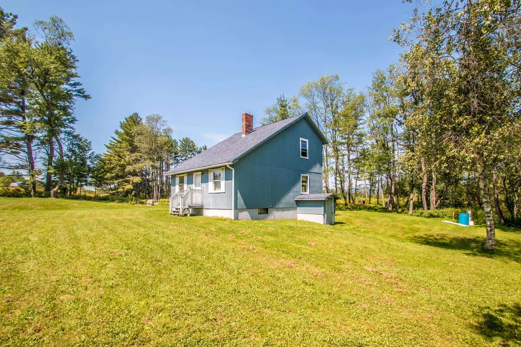 1542 Stark Highway Stark NH 03582