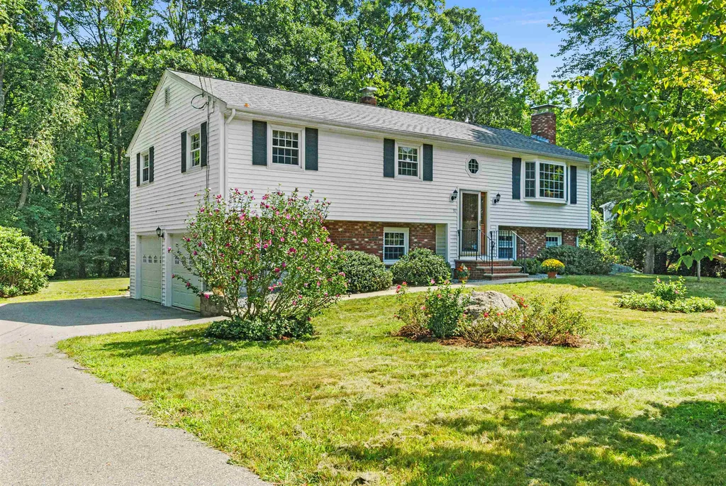 30 Walker Road Atkinson NH 03811