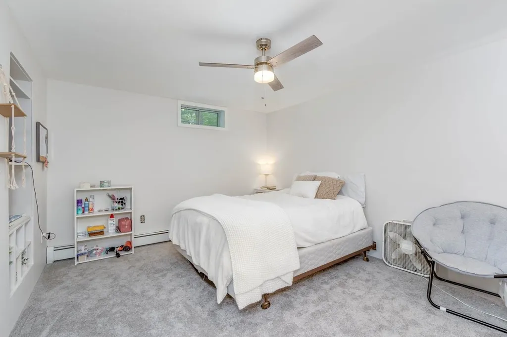7 Sandy Brook Lane Londonderry NH 03053