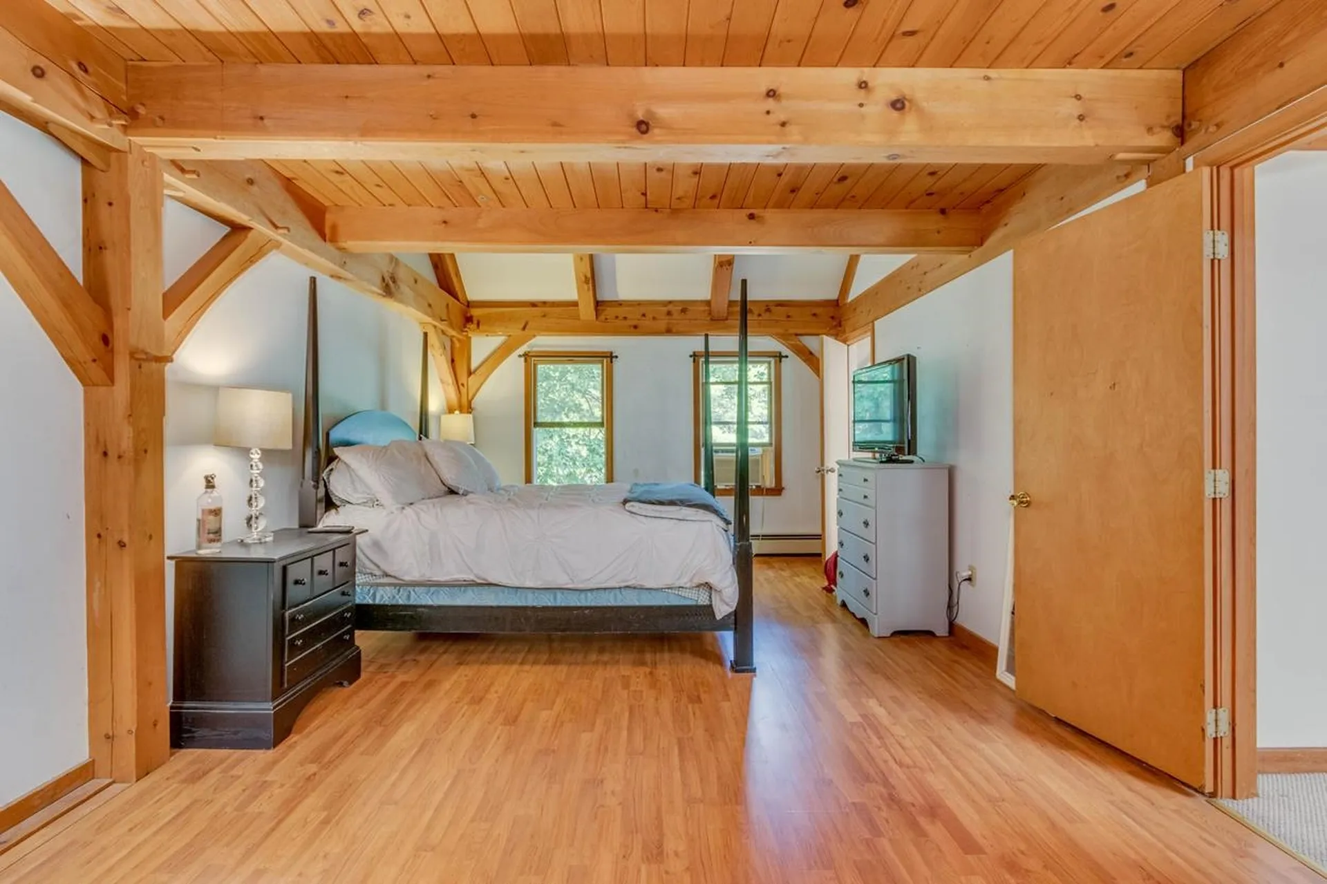 7 Sandy Brook Lane Londonderry NH 03053