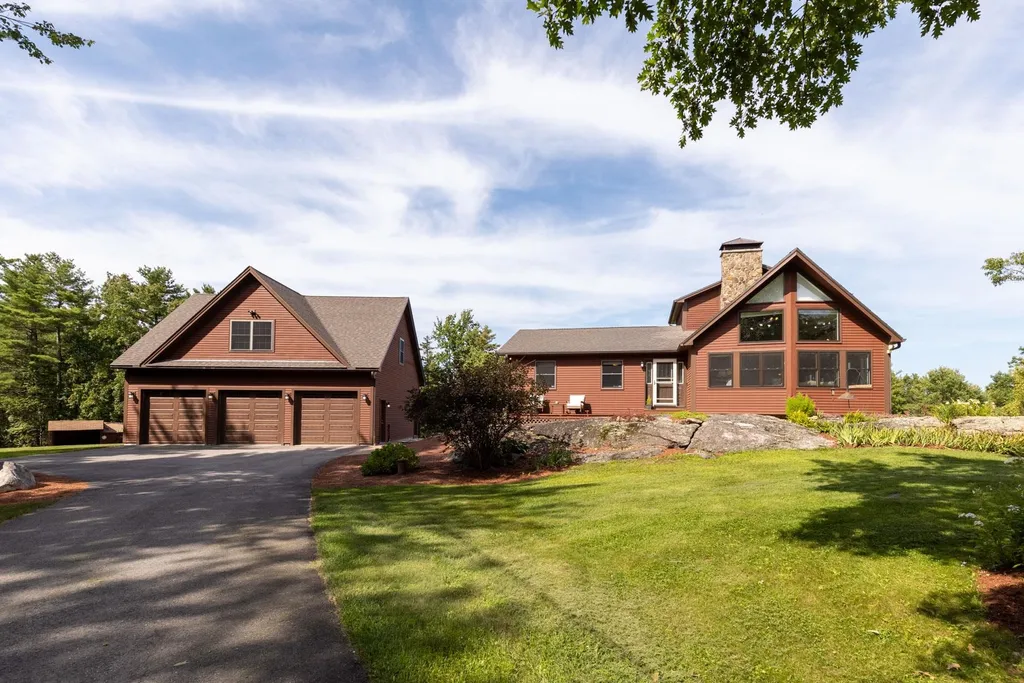 1316 First Crown Point Road Strafford NH 03884