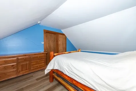 8 Waverly Street Rochester NH 03867