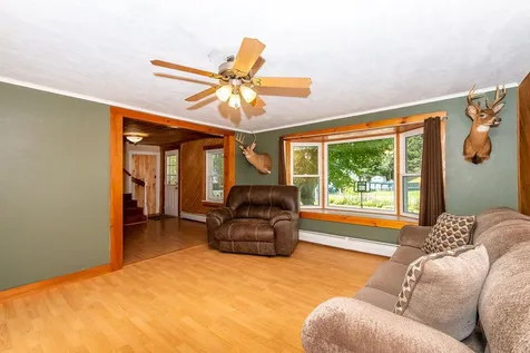 8 Waverly Street Rochester NH 03867