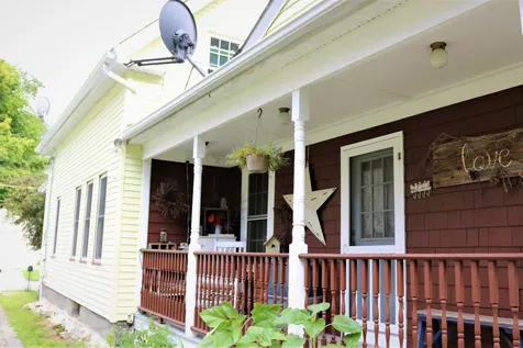 40 Oak Street Milford NH 03055