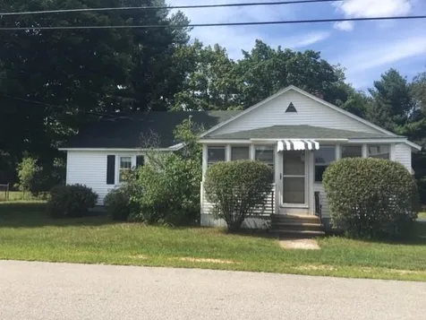 17 Lois Street Rochester NH 03867