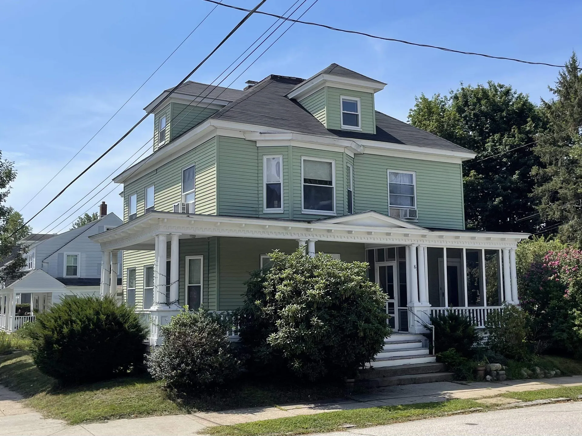 83 Clarke Street Manchester NH 03104