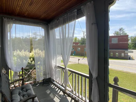 33 Edwards Street Franklin NH 03235