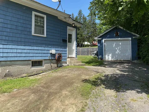 33 Edwards Street Franklin NH 03235