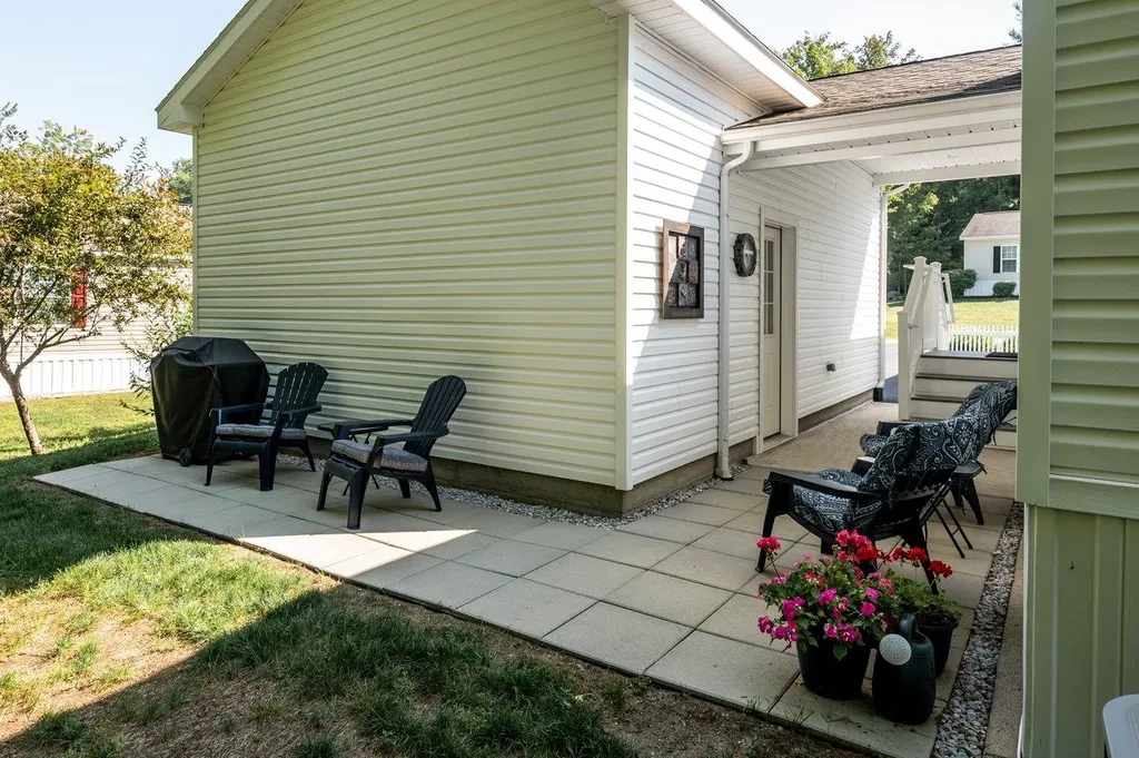 113 Big Bear Road Rochester NH 03868