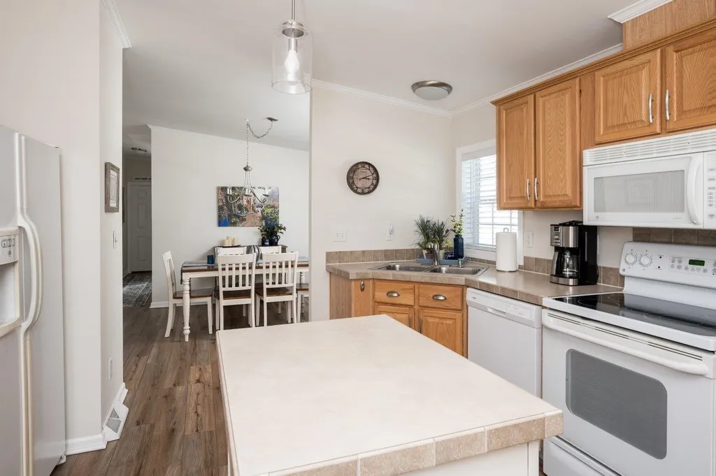 113 Big Bear Road Rochester NH 03868