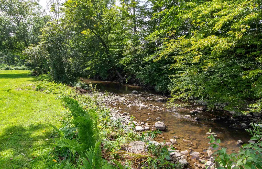 19 Willow Lane Jericho VT 05465