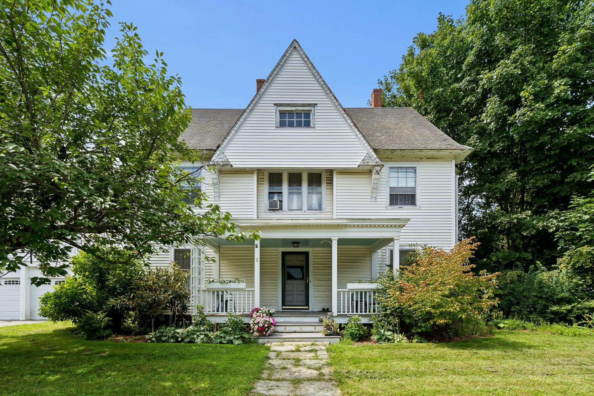 1 Depot Road Hollis NH 03049