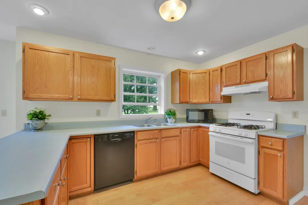 12 Mill Pond Lane South Burlington VT 05403