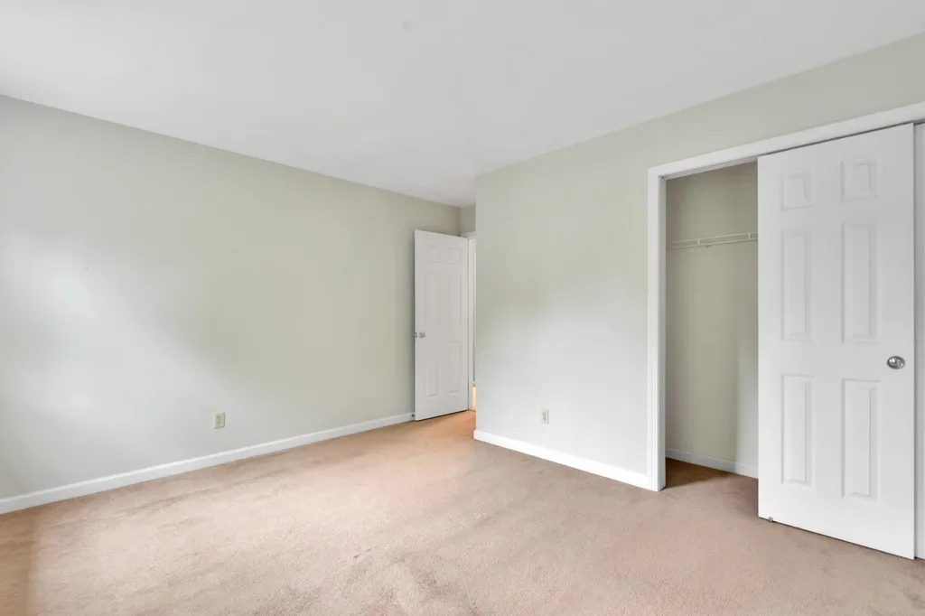 12 Mill Pond Lane South Burlington VT 05403