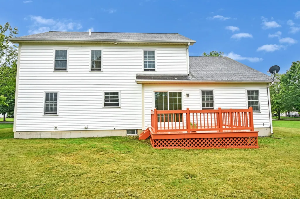12 Mill Pond Lane South Burlington VT 05403
