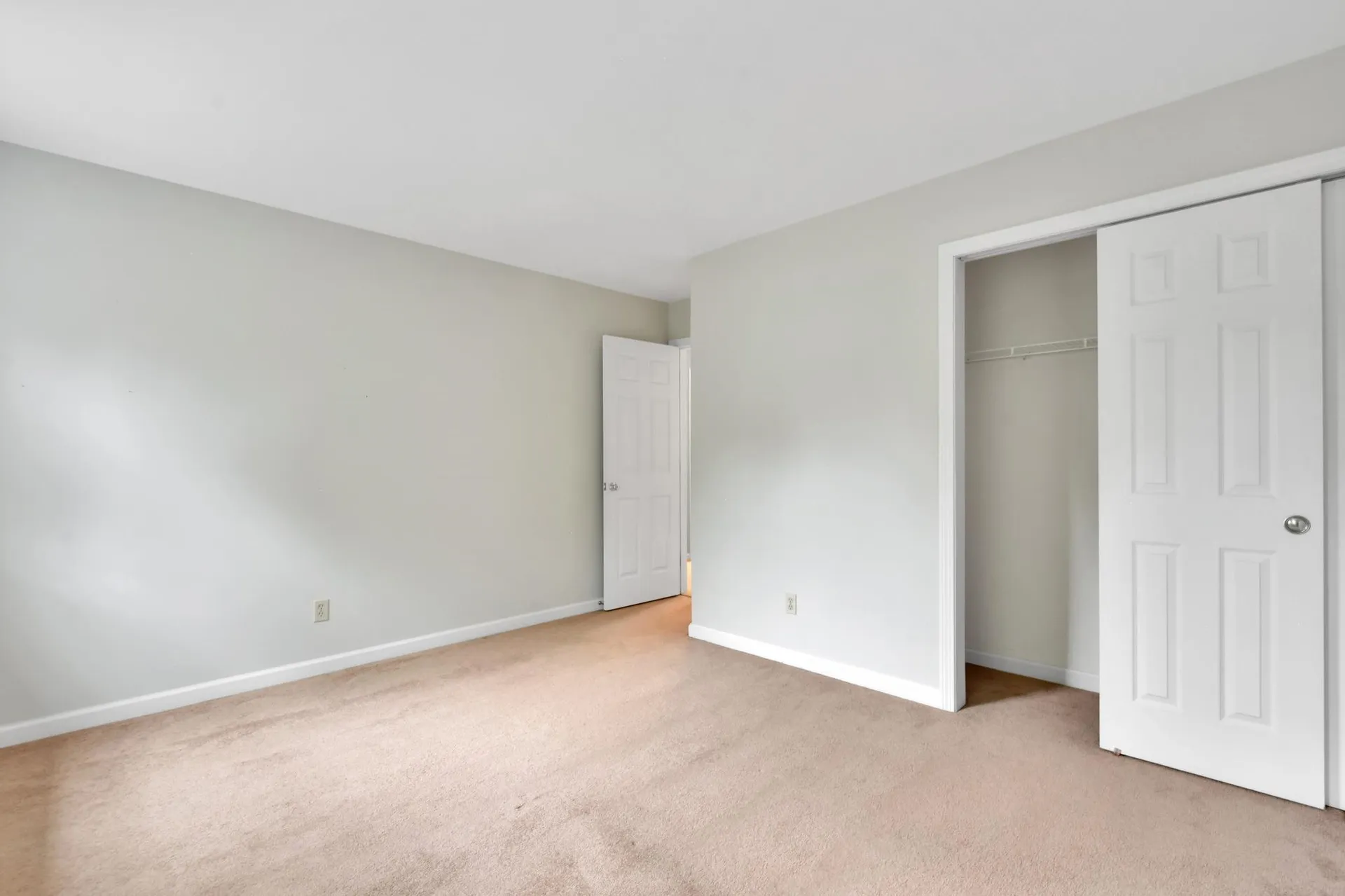 12 Mill Pond Lane South Burlington VT 05403