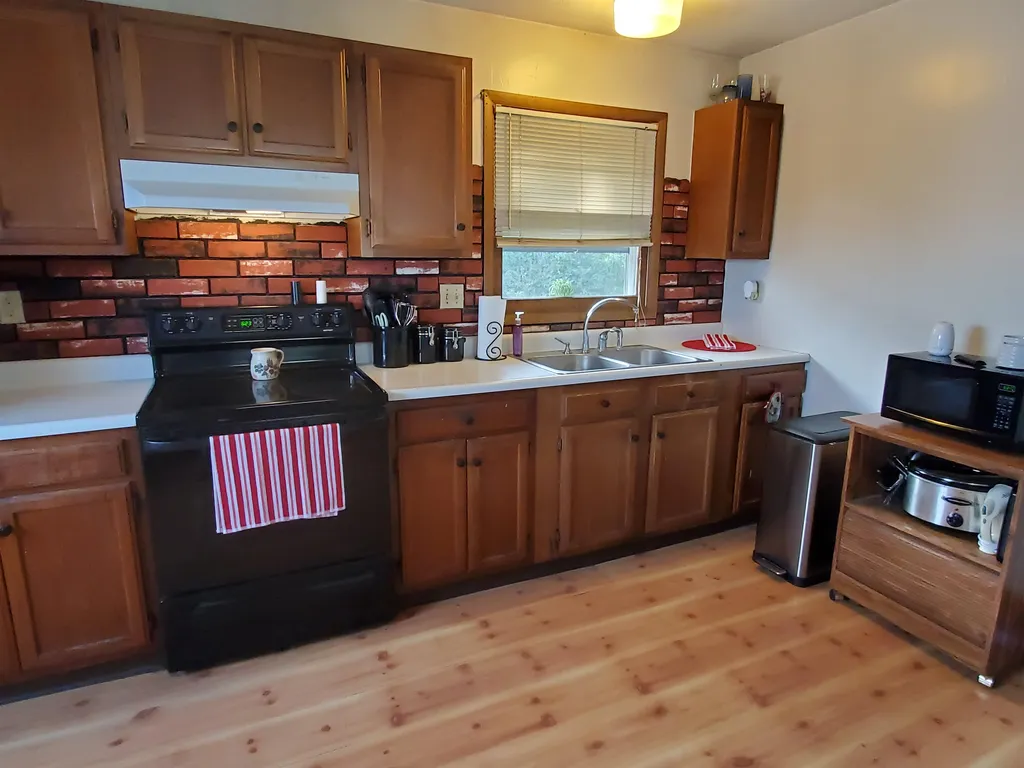 18 Moonlight Drive Barre Town VT 05641