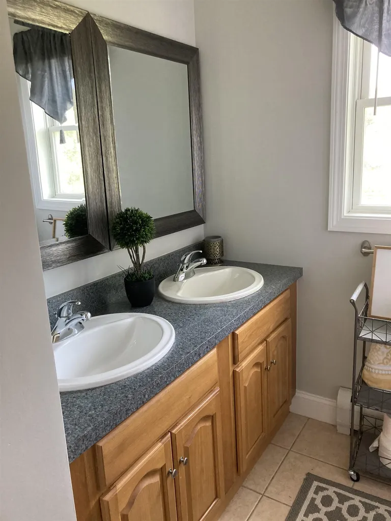 17 Academy Street Boscawen NH 03303