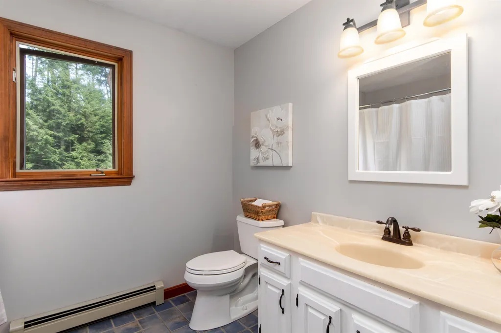 34 Overlook Lane Richmond VT 05477