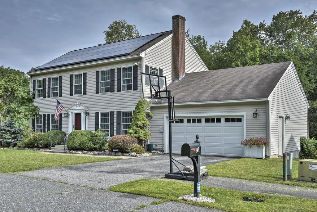 23 Newbury Lane Keene NH 03431