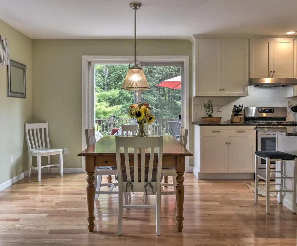 23 Newbury Lane Keene NH 03431