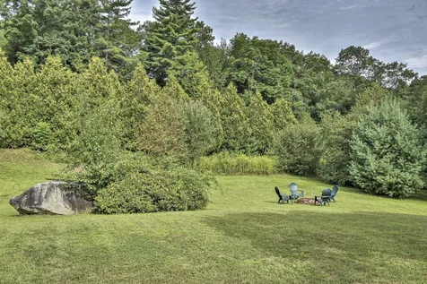 23 Newbury Lane Keene NH 03431