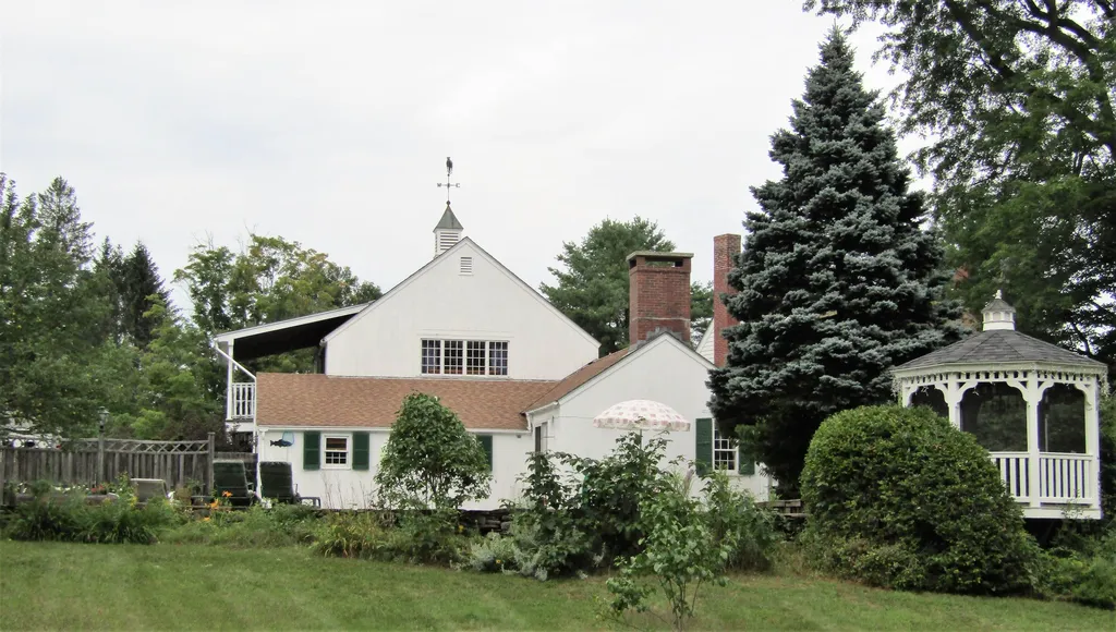 98 Elm Street Newport NH 03773