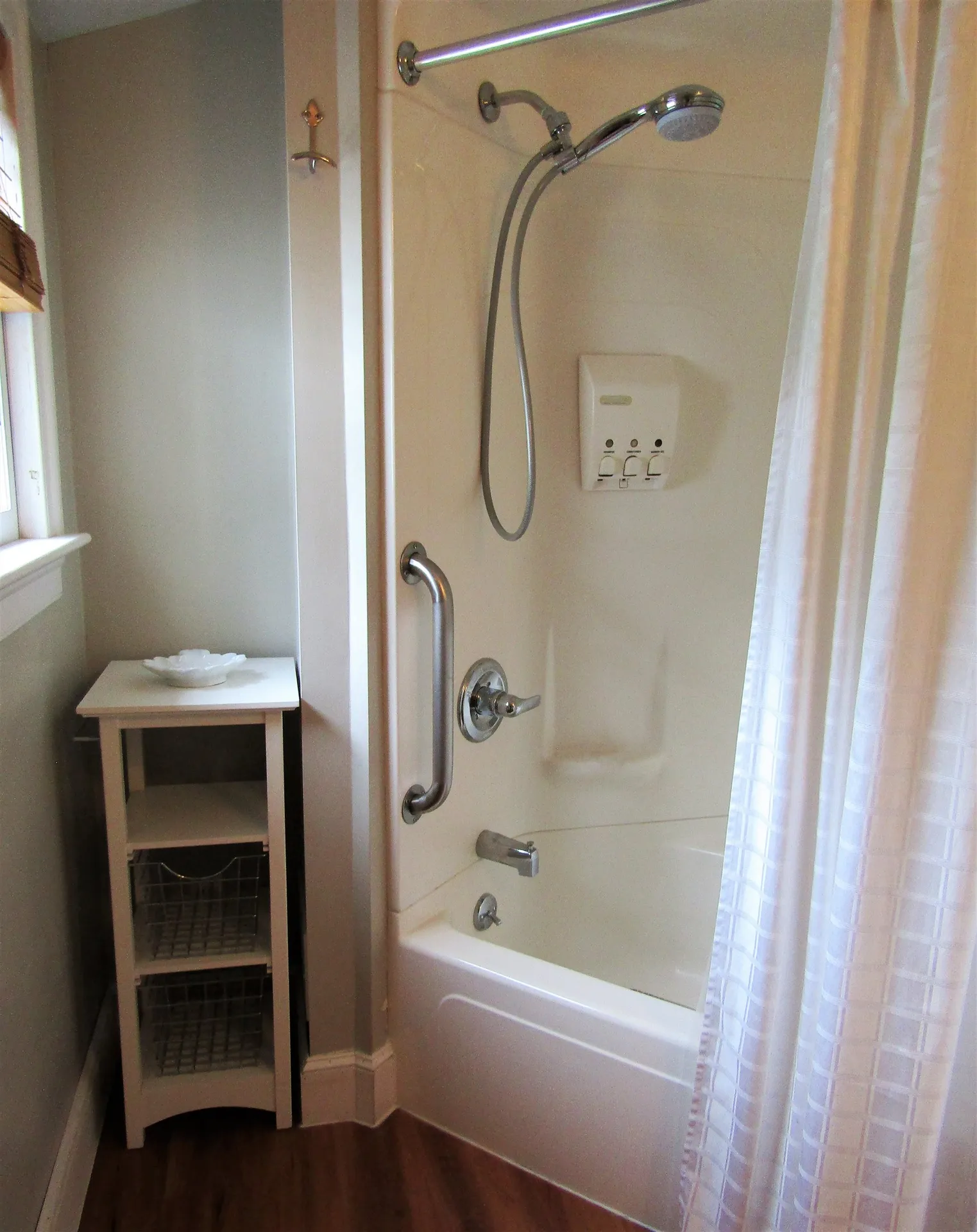 98 Elm Street Newport NH 03773